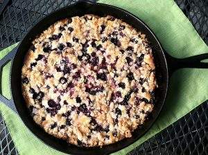 Blueberry-Nectarine Buckle