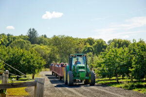Hayrides to the Apple Orchard at Parlee Farms